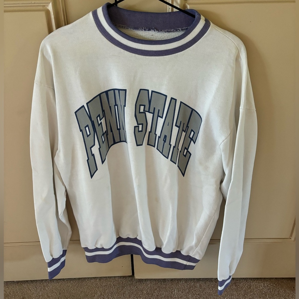 Medium striped Penn state crewneck